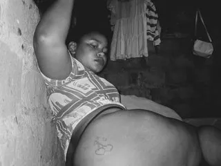 Sharrlil profilbild på webbkameramodell