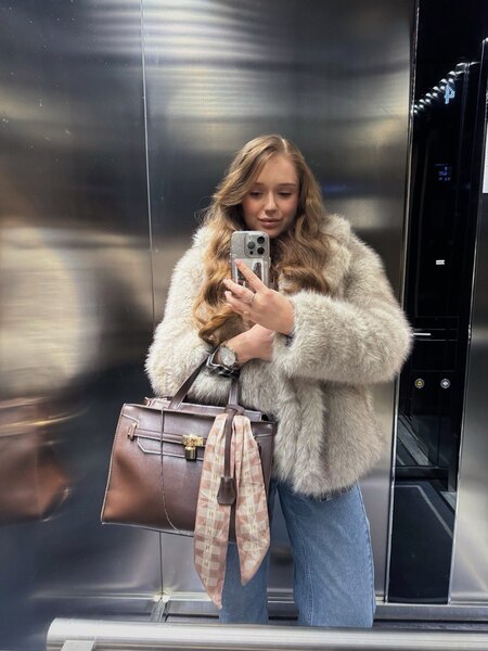 Darsteller LaraKrof Foto 3