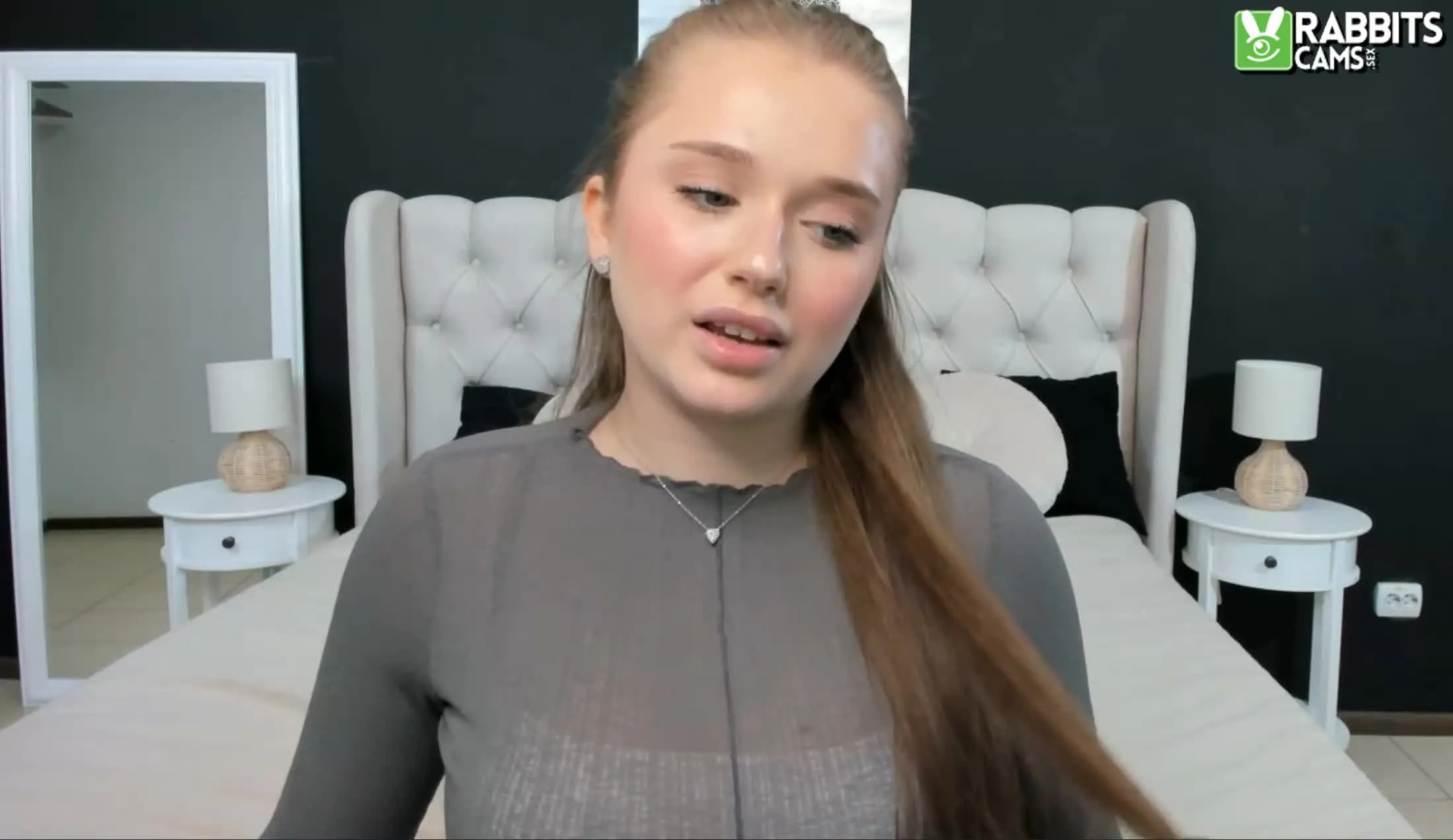 Interprete LaraKrof Video 1