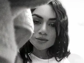 Image de profil du modèle de webcam AuroraPonce