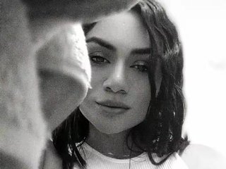 AuroraPonce immagine del profilo del modello di cam