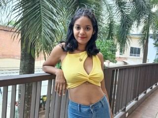 Imagen de perfil de modelo de cámara web de NinaJohnson