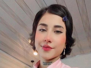 aliss_diaz profilbild på webbkameramodell 