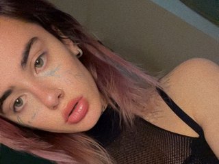 uk_nova_perky immagine del profilo del modello di cam