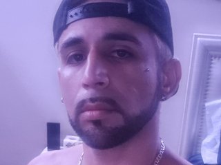 Latinkings209 profilbild på webbkameramodell 