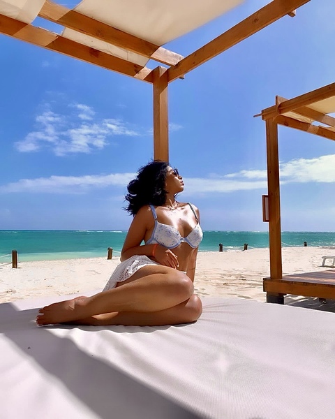 Artiest MadissonFerreiro Foto 5