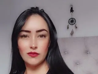 Image de profil du modèle de webcam SashaDalessio