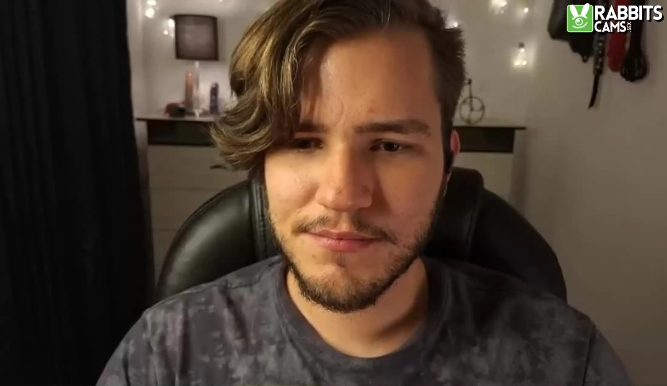 Artista is_jesus Video 1