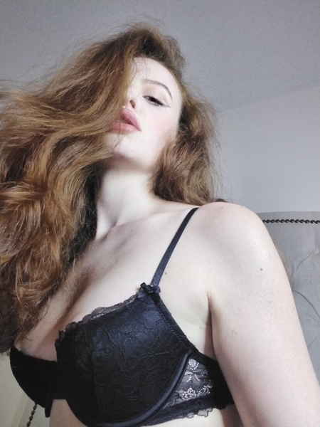 Artista MissAlenaaa Foto 4