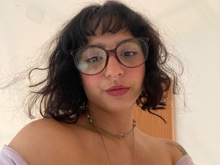 MyaMillor immagine del profilo del modello di cam