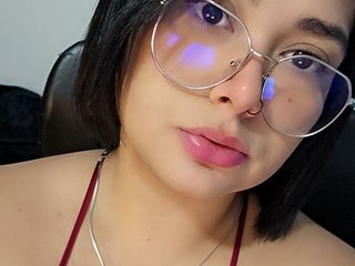 Image de profil du modèle de webcam Heyiamluna21