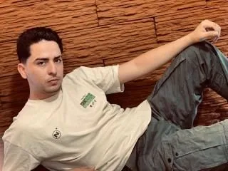 Foto de perfil de modelo de webcam de AndresZusunaga