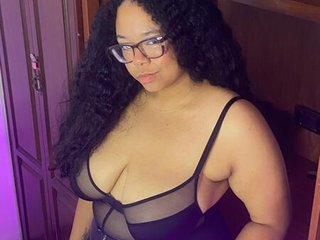 Imagen de perfil de modelo de cámara web de Xmara