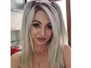 ARANYIA profilbild på webbkameramodell