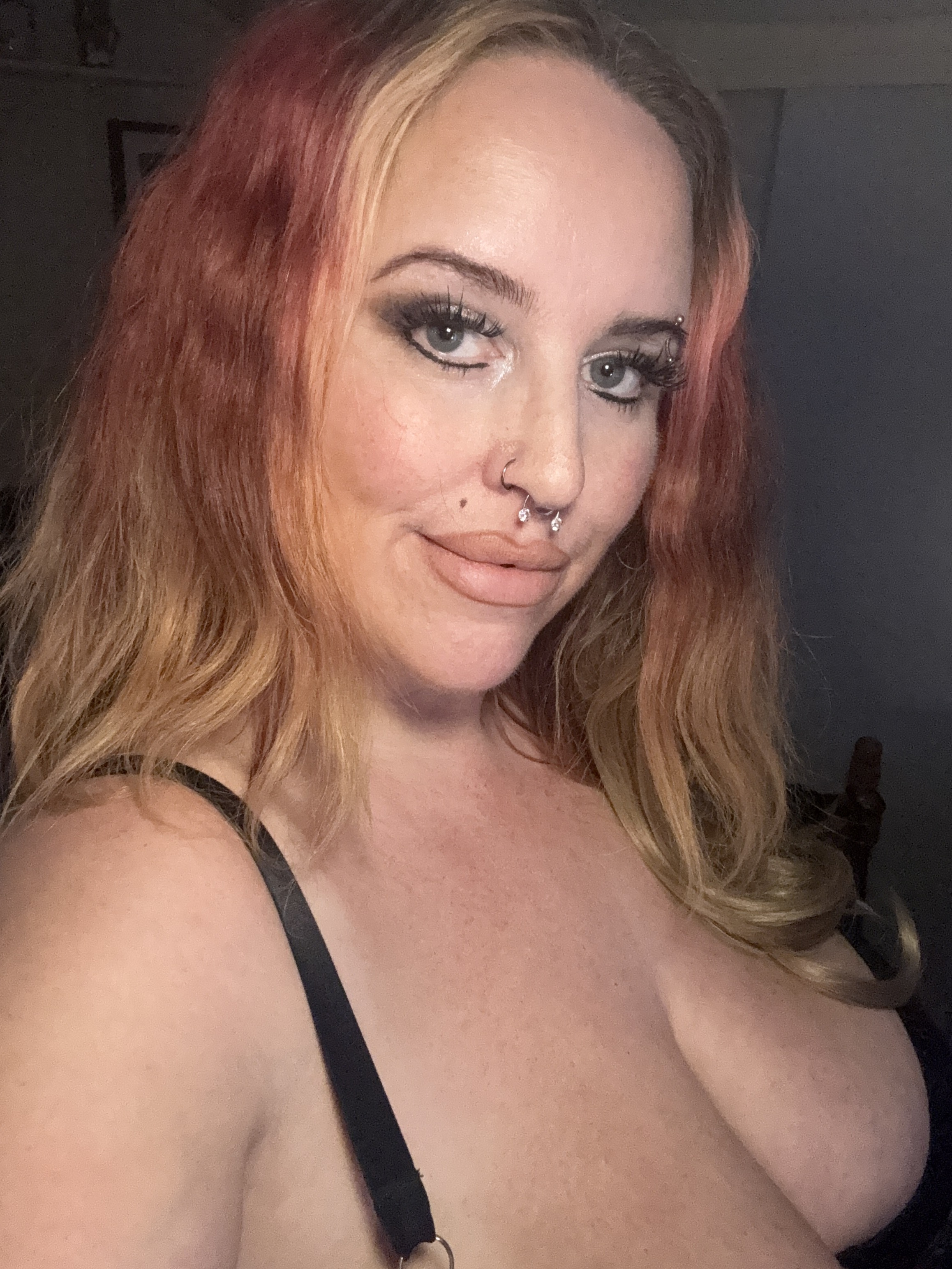 Utøver CurvyBBWKate Bilde 2