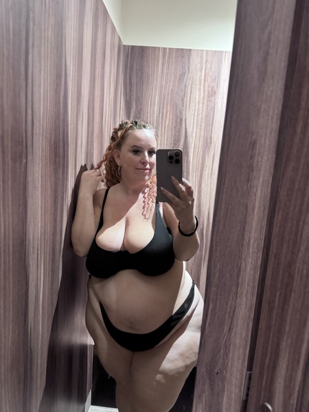 Utøver CurvyBBWKate Bilde 5
