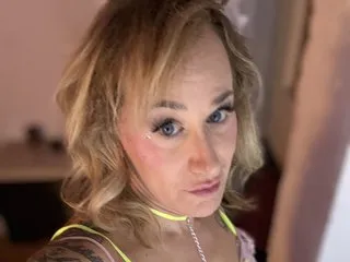 Katiethemuse profielfoto van cam model