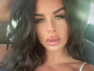 Naughty_Crystal cam model profile picture 