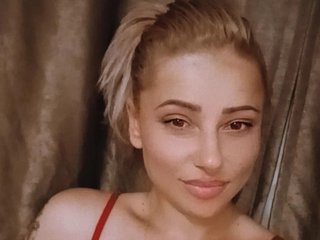 BiancaYvonne cam model profile picture 