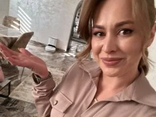 GoldenAntilope cam model profile picture