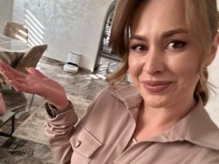 Image de profil du modèle de webcam GoldenAntilope