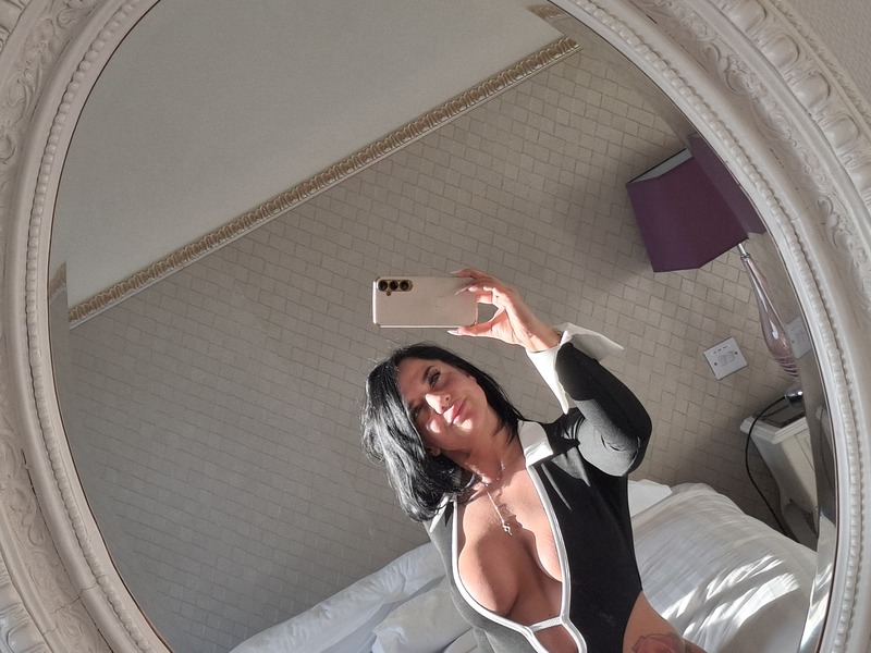 Interprète FitnesMilfy Photo 4