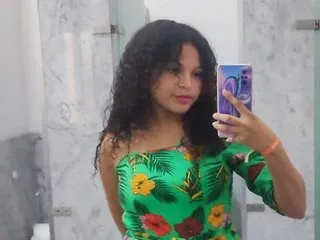 Image de profil du modèle de webcam Luluhot69