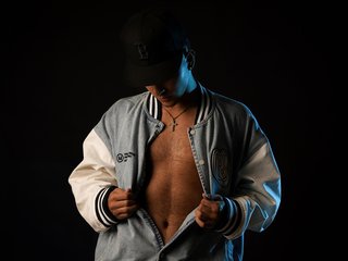 Imagen de perfil de modelo de cámara web de IamAres