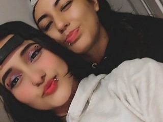 SaraAndKatty immagine del profilo del modello di cam