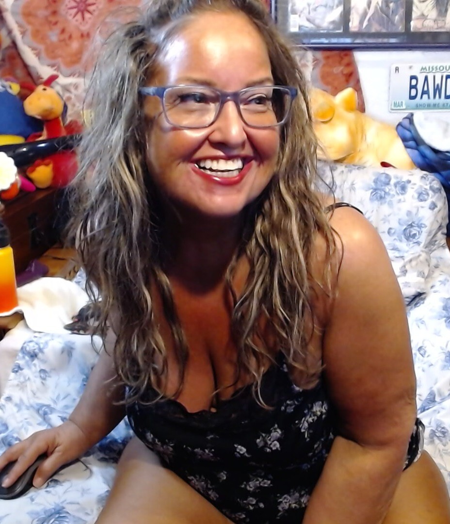 Utøver ClaudiaMidwestWife Bilde 2