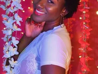 Imagen de perfil de modelo de cámara web de TheresaSweiin