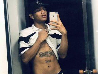 Foto de perfil de modelo de webcam de HugedickFelo 