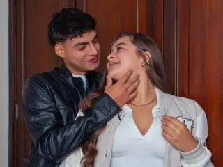 Imagen de perfil de modelo de cámara web de AustinAndEmily