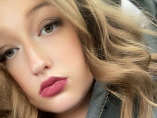 Foto de perfil de modelo de webcam de CherrReddd27