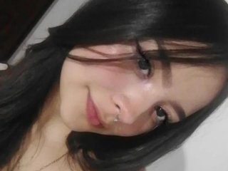 NiaGils cam model profile picture