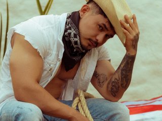 Imagen de perfil de modelo de cámara web de Martin_Jacobs