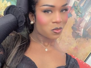 Image de profil du modèle de webcam CarlynDarlenis