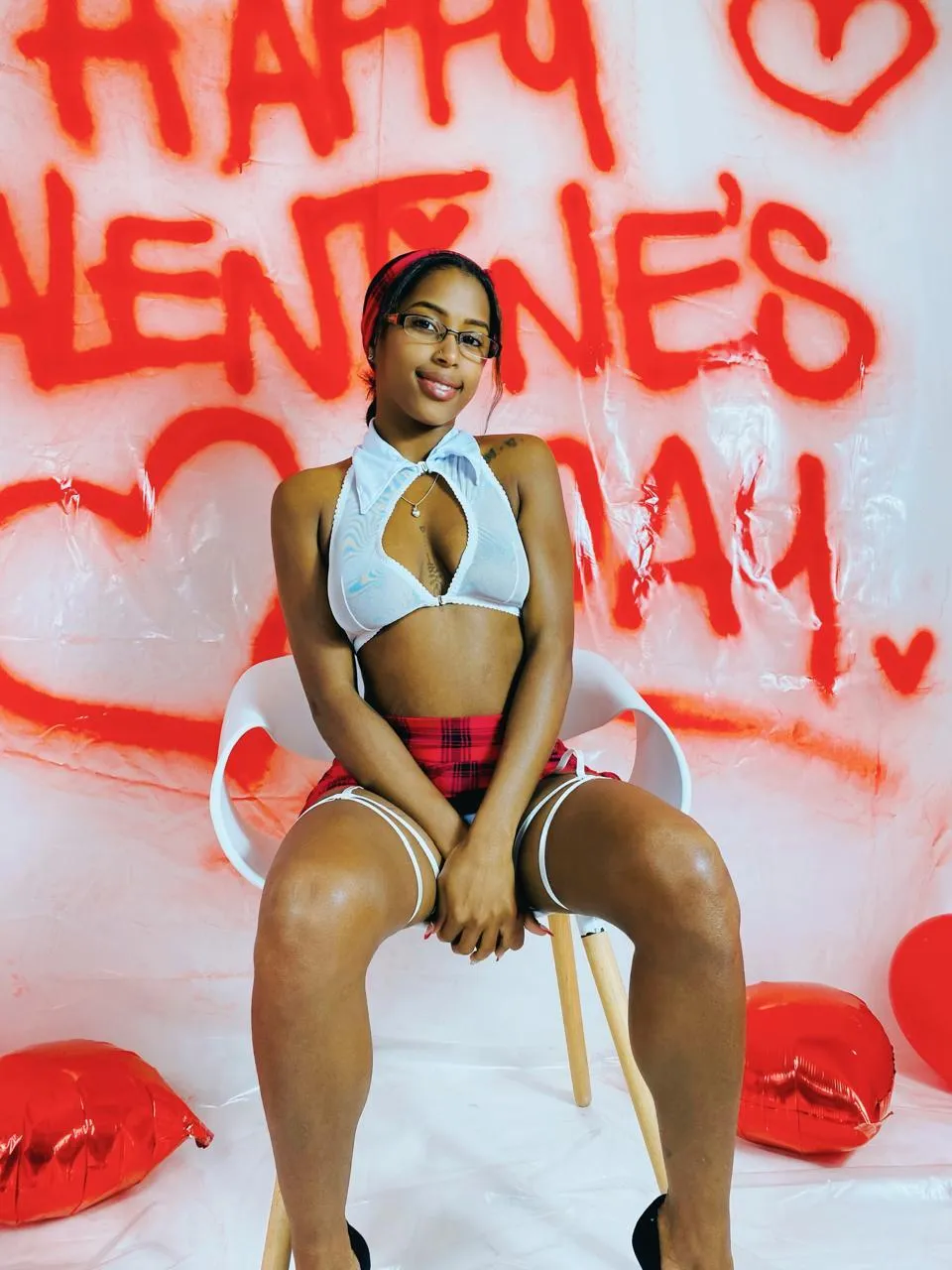 Artist Angeya_Petite Foto 6