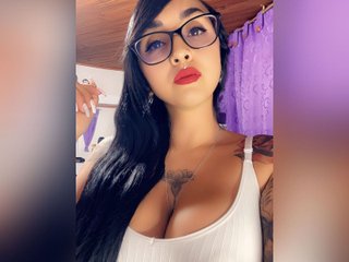 Foto de perfil de modelo de webcam de KeniaPlay 