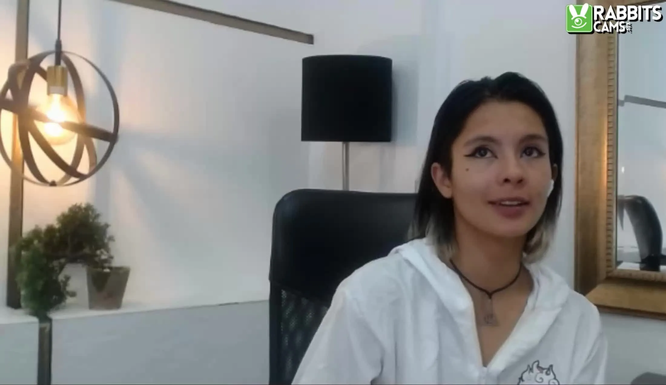 Darsteller LoreanaAdams Video 1