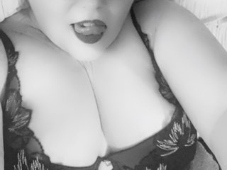 KrystalRed profielfoto van cam model