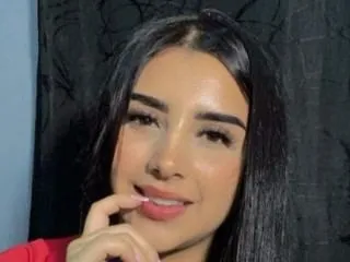 AlanaMillianGB profilbild på webbkameramodell