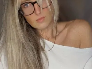 Imagen de perfil de modelo de cámara web de Bee_HoneyXX