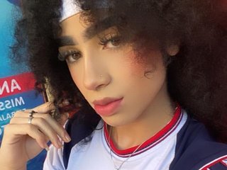Profilbilde av Mariana_Ballestero webkamera modell