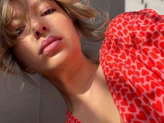 LaraKanes cam model profile picture