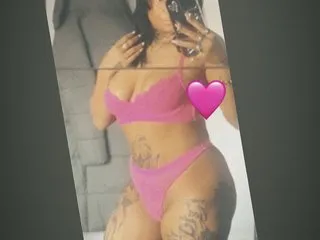 Foto de perfil de modelo de webcam de PrettyLittleCee