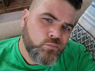 Image de profil du modèle de webcam ChanceR18