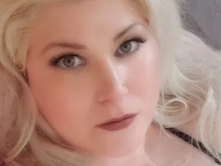 Foto de perfil de modelo de webcam de AngelLioncourt