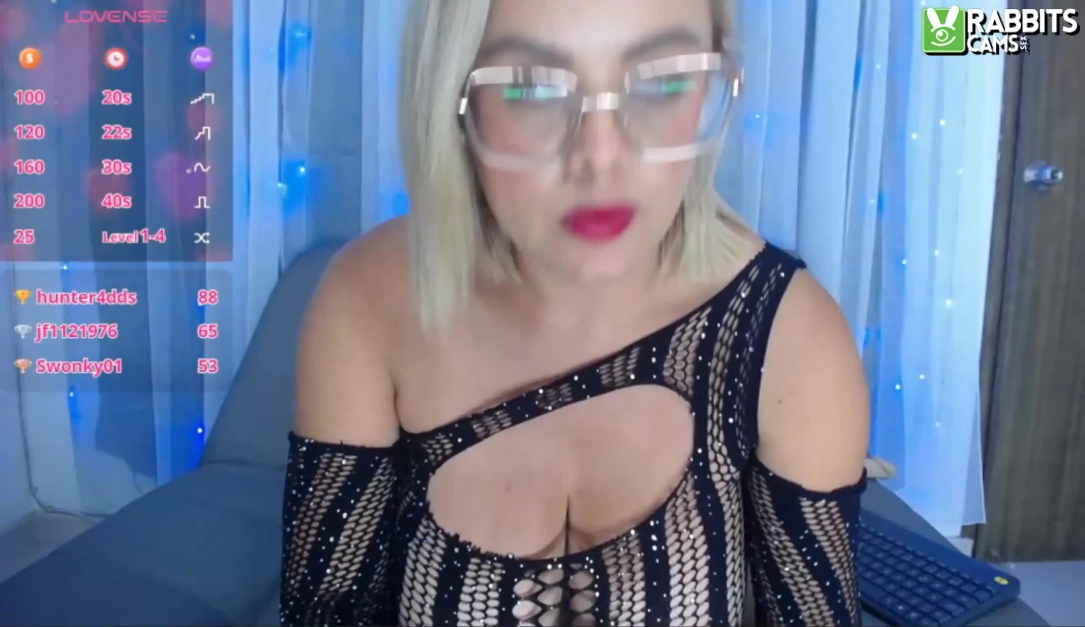 Artiest AdelyGin Video 1