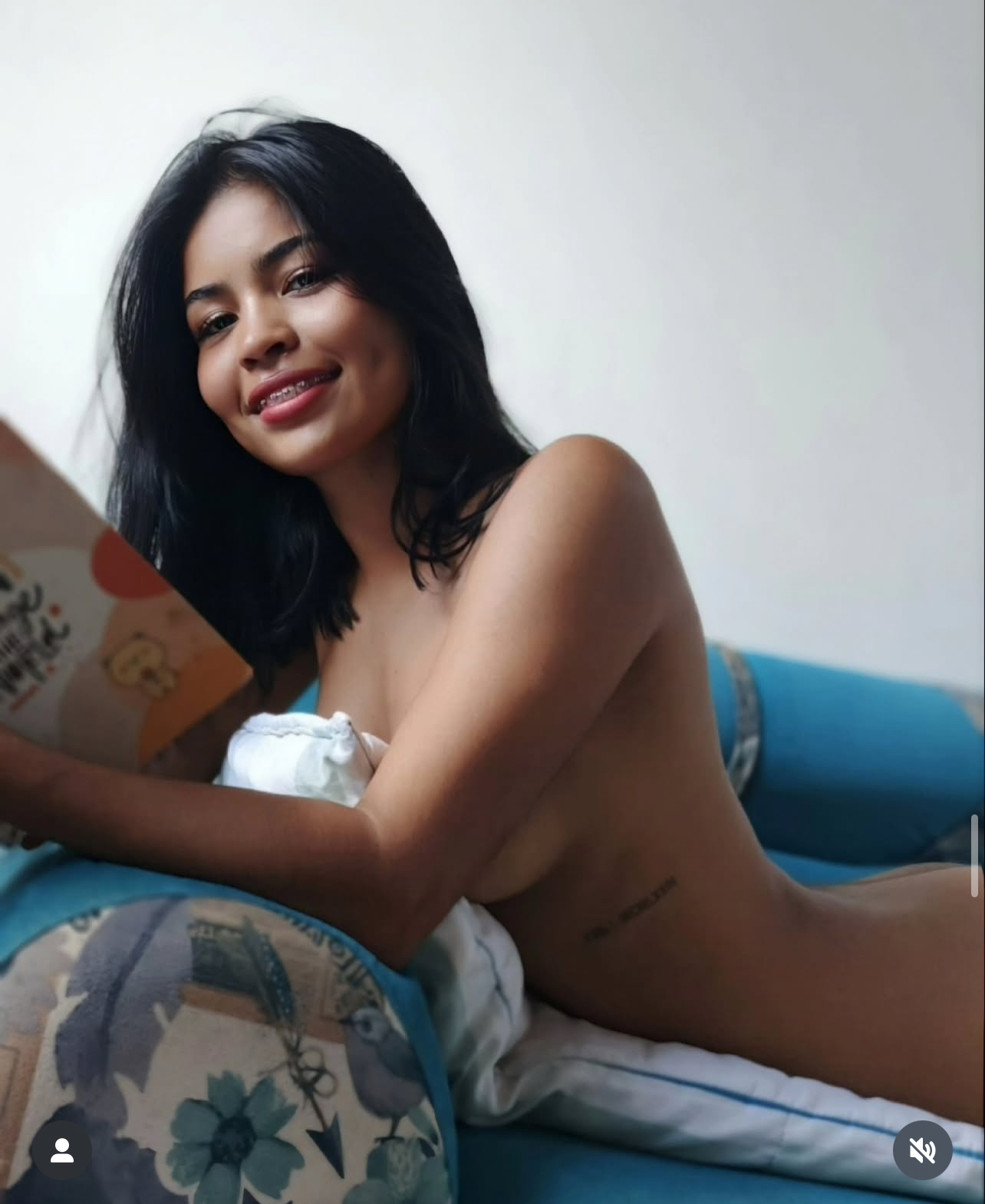 Intérprete Miiahottiie Foto 12